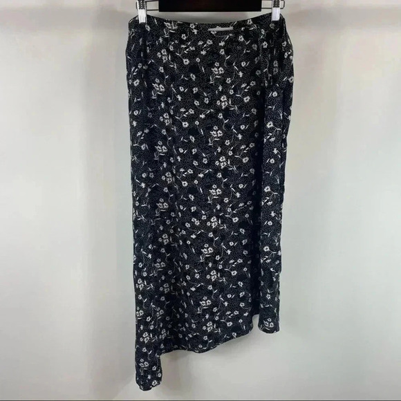 Chelsea28 Asymmetrical Faux Wrap Daisy Print  Midi Skirt - Picture 2 of 9